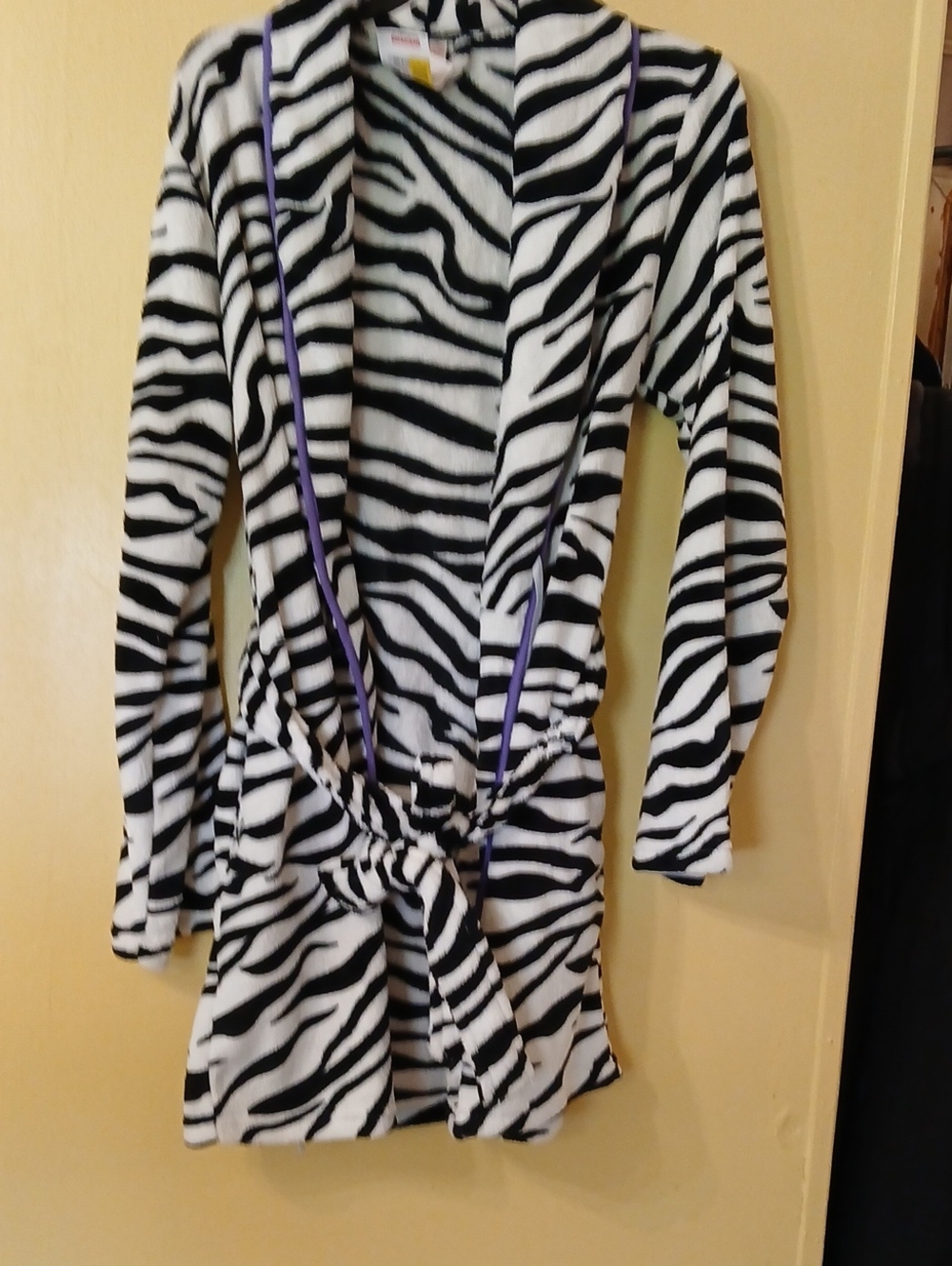 Scene Weaver Black and White Zebra-Stripe With Purple Trim Robe